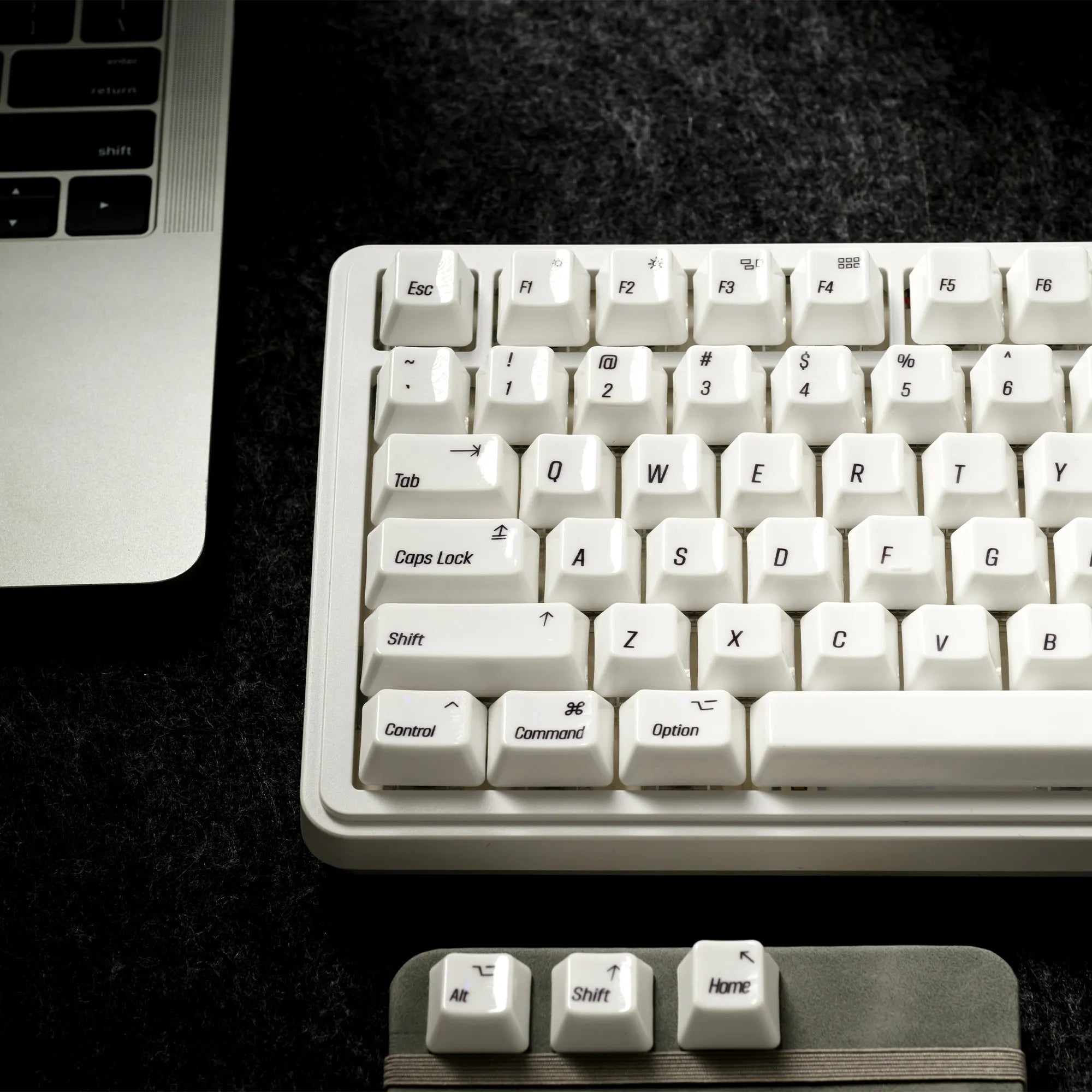 XVX Minimal Italic Ceramic Keycaps