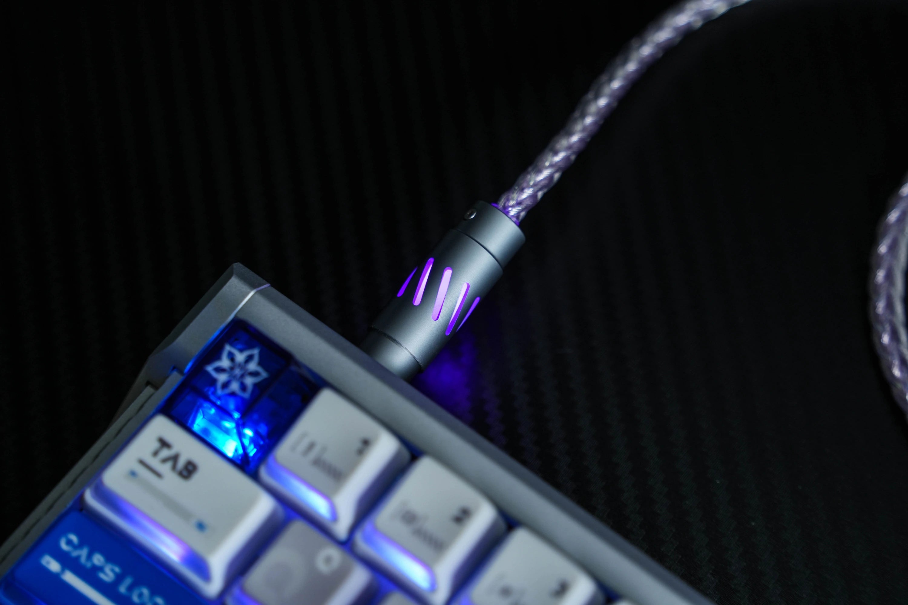 KeyboardMan Spark Spilt Dual 8K Gaming Cable - Toronto KeyboardMan