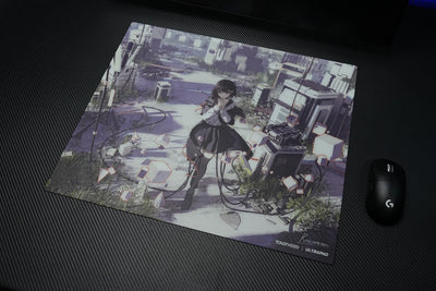 TALONGAMES S4 ZERODAY glass gaming mousepad on desk with mouse