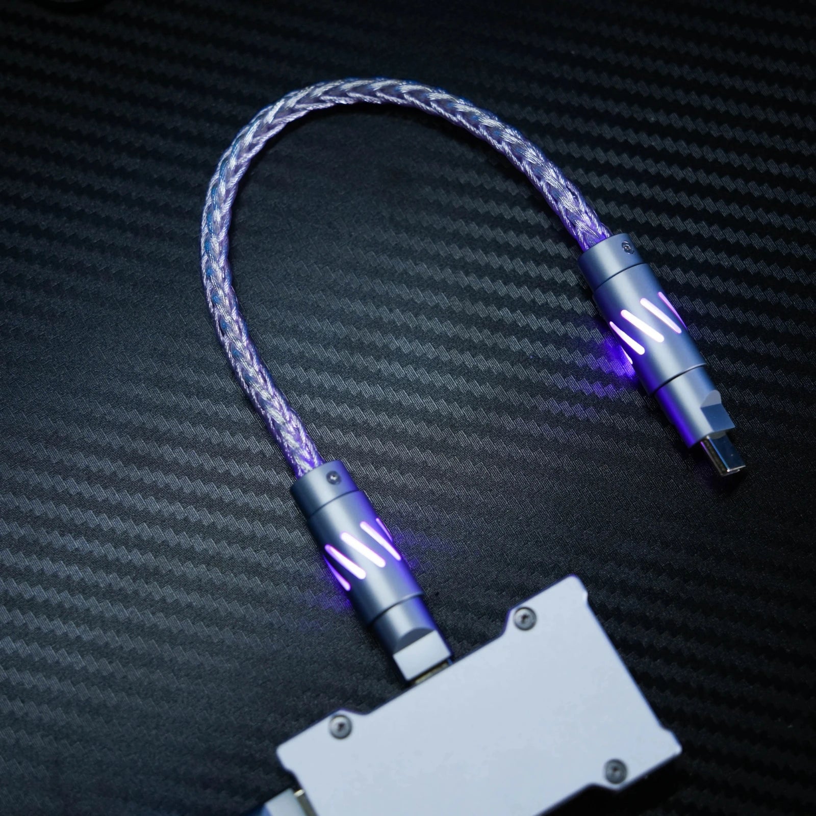 Zneo Hub Short Cable