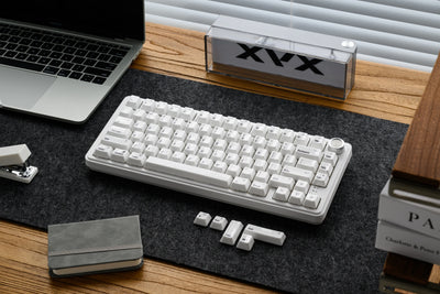 XVX Minimal Italic Ceramic Keycaps Black on White