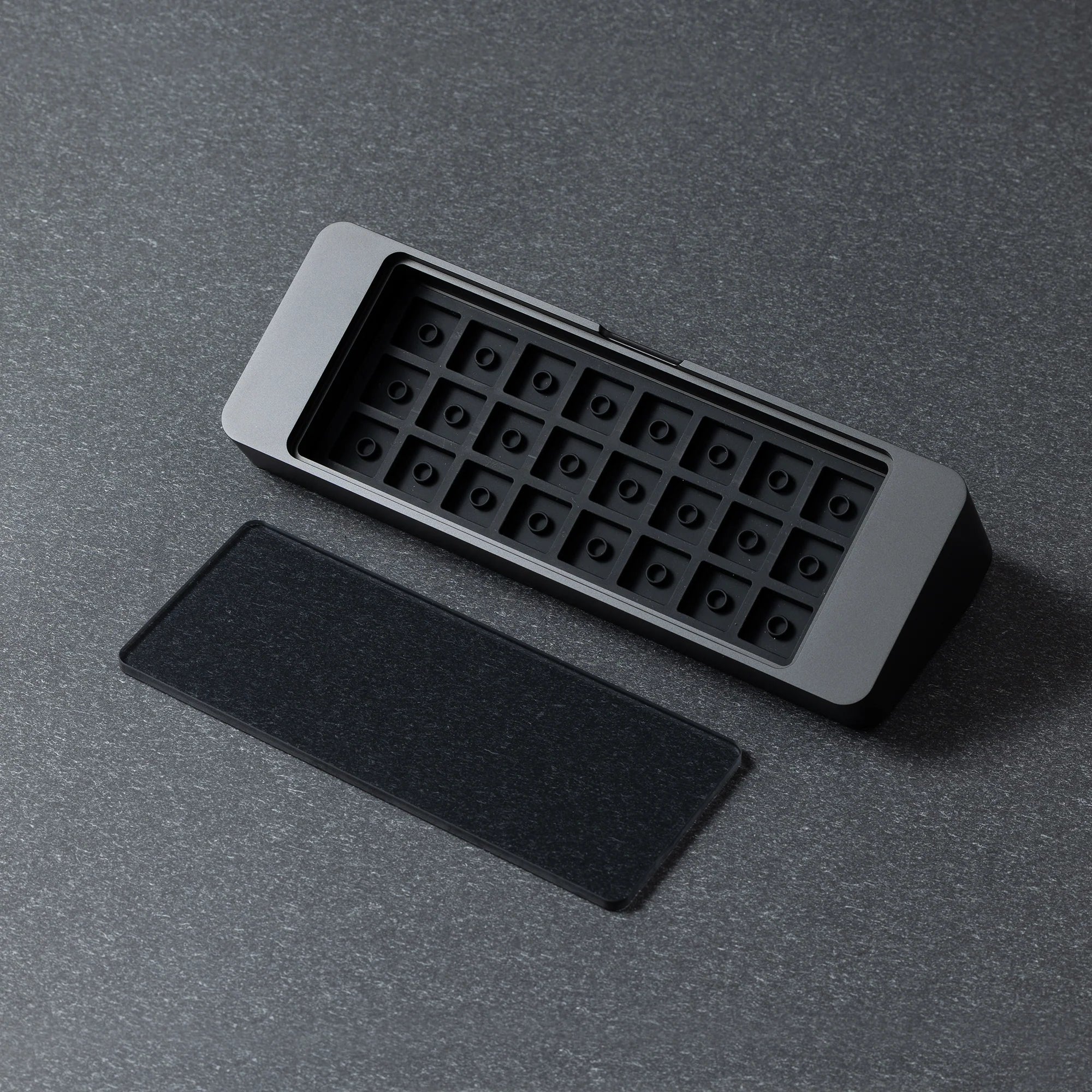 Bliss Artisan Tray dimension diagram — 250 × 87 mm top view, 8 × 3 slot grid at 19 mm pitch, wedge profile 23.6 mm front to 66.6 mm back