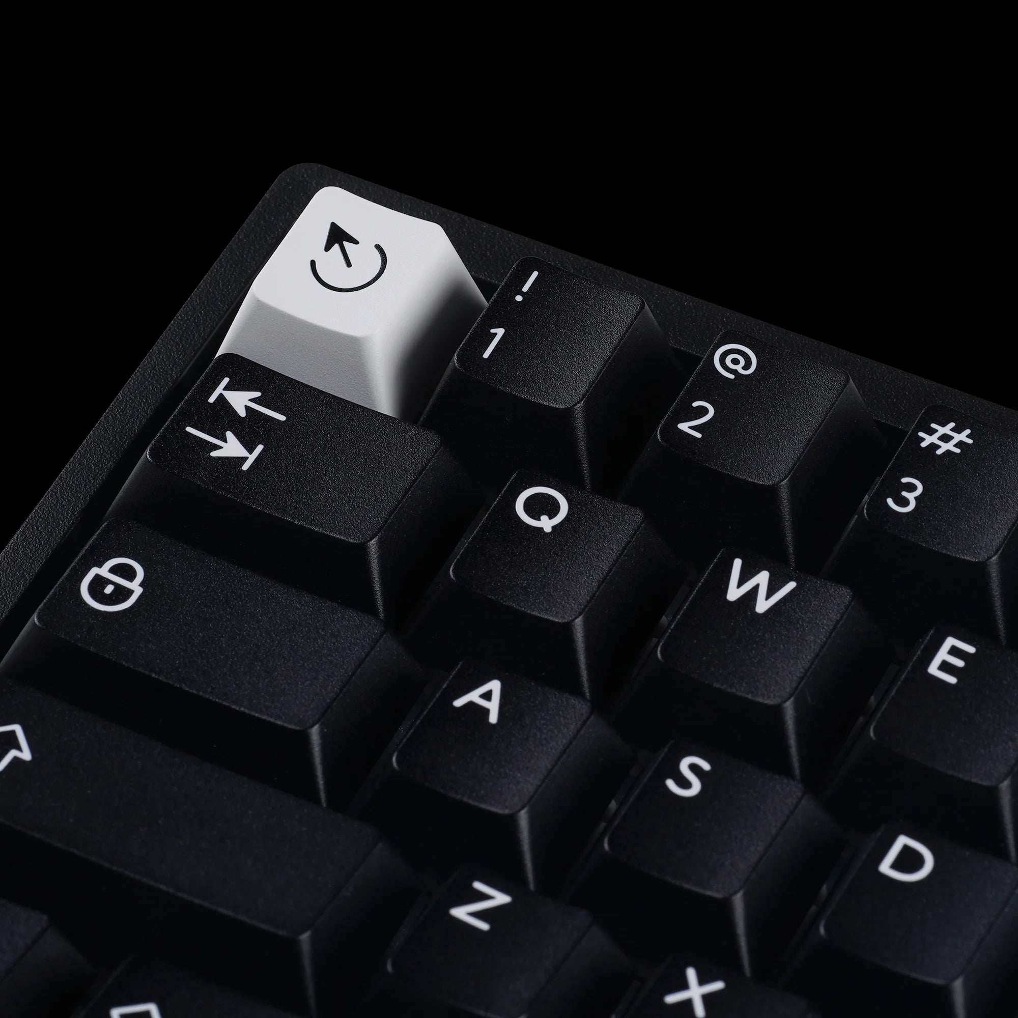 PBTfans WOB White on Black Keycap Set