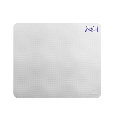 Pulsar d4v41 Gaming Mousepad