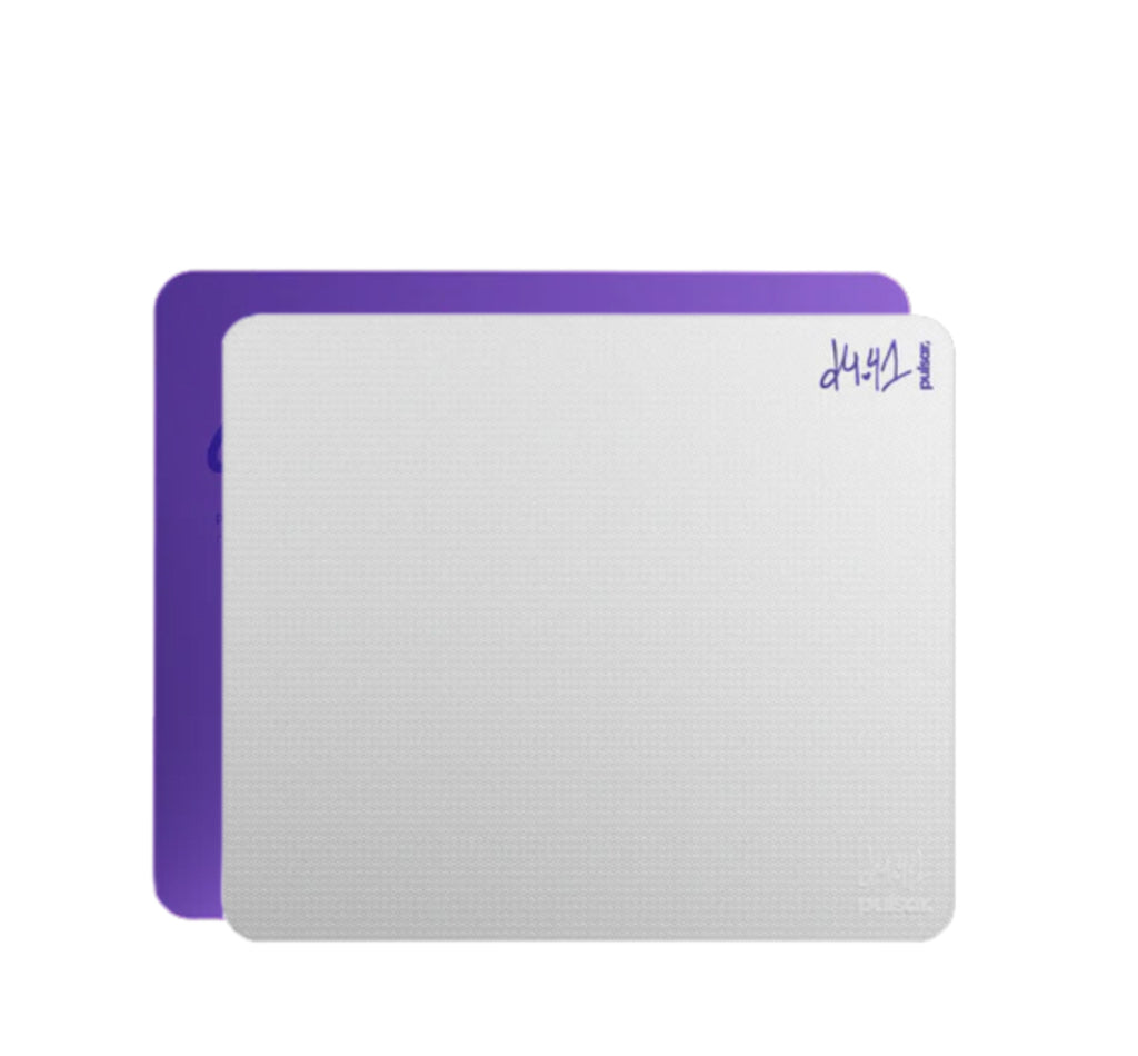Pulsar d4v41 Gaming Mousepad